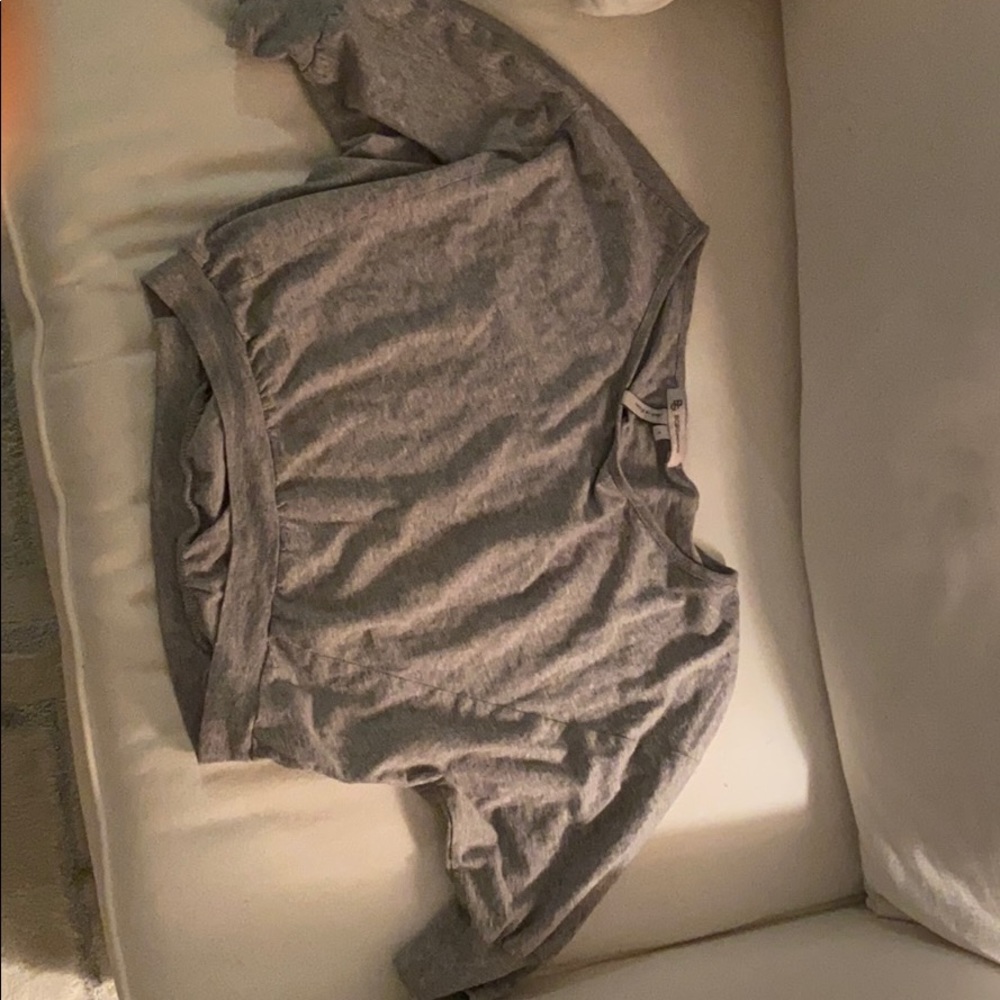 Grey BCBG crop top